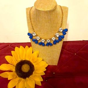 Statement Necklace. 2 for 12 sale 🚨🚨🚧🚧💥💥💥